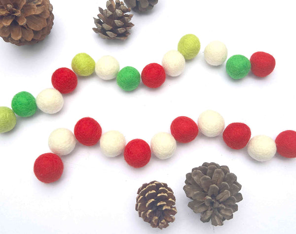 Christmas Felt Balls x50 White Red Green 2cm - 2.5cm Wool Pom Poms.  DIY Bead Craft Supplies