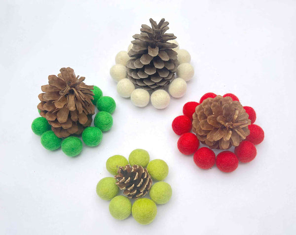 Christmas Felt Balls x50 White Red Green 2cm - 2.5cm Wool Pom Poms.  DIY Bead Craft Supplies