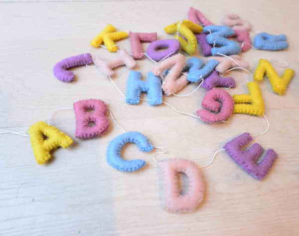 Alphabet Garland ABC l Pastel