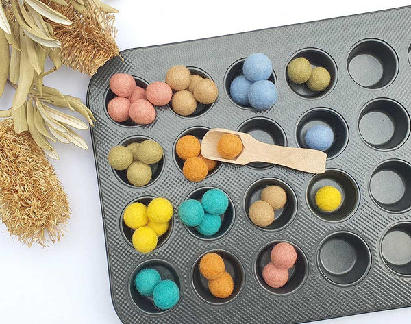 Sorting Toy Felt Bowls & Felt Balls, EARTH PASTEL Wool, Counting, Montessori Sensory Play. Learn Colours. Educational Open Ended, Pretend Cooking